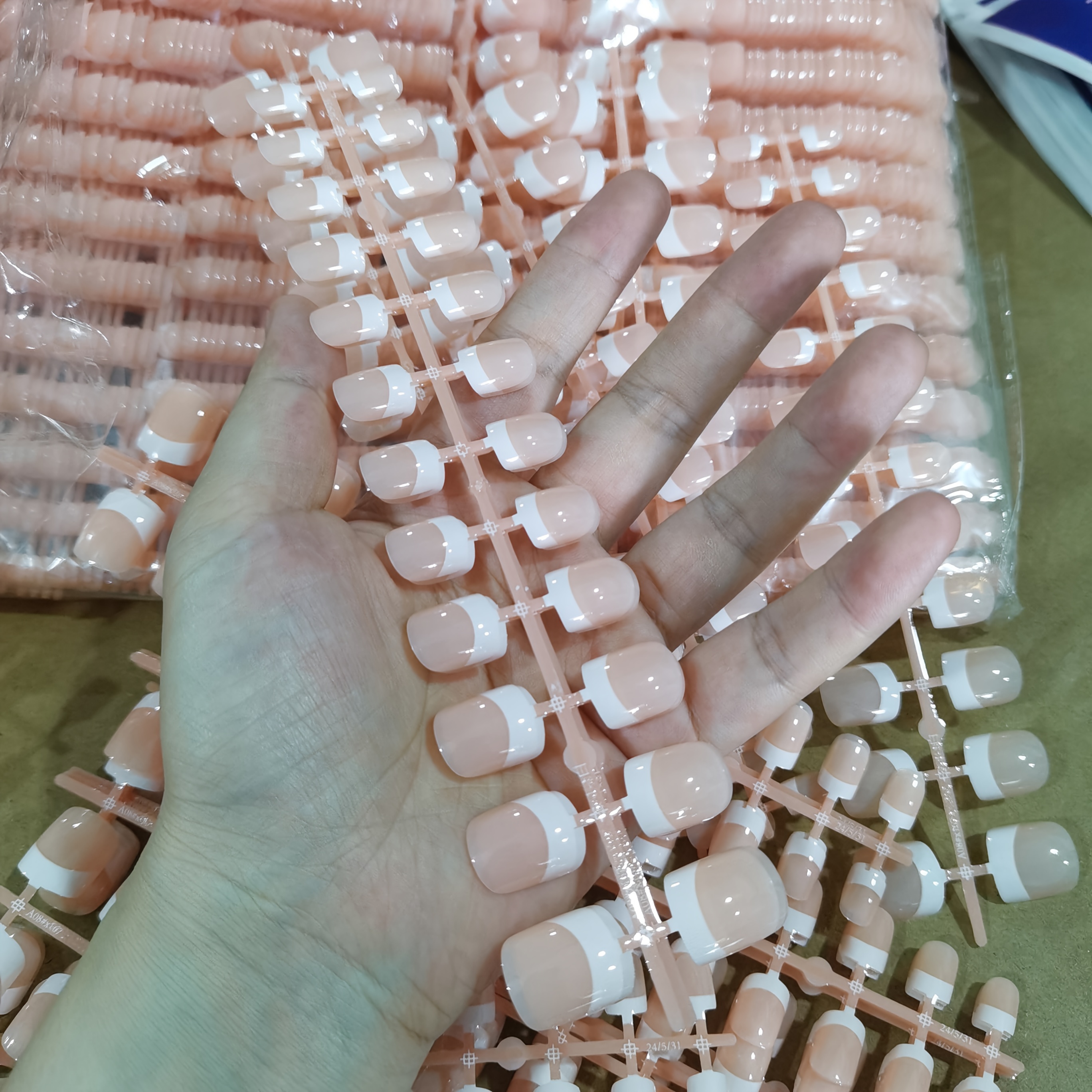 E-shop 120 Stück/Beutel Nude Kurze Quadratische Gel-Nagelspitzen, Press-On-Nägel Falsche Nagel-Patch-Set, 12 Größen Vollabdeckung Falsche Nagelspitzen