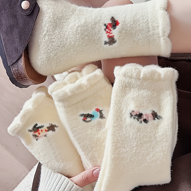 E-shop 4 Paar Winter Socken in Unifarben, süße Cartoon-Damensocken mit Samtgefütterung, warme Socken für den japanischen Herbst und Winter