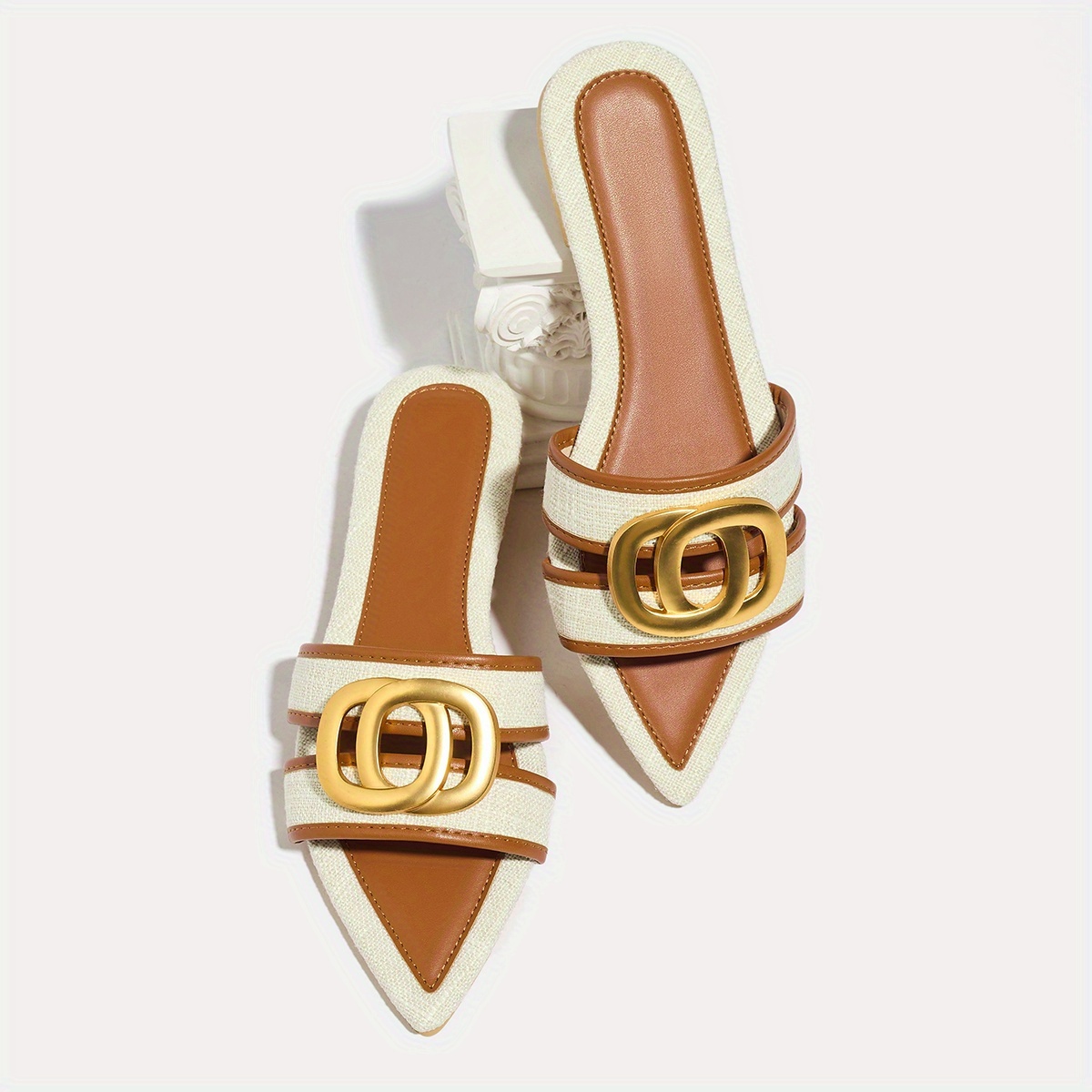 Women'S Stylish Flat Sandals with Pointed Toes And Metallic Buckles, Women Shoes