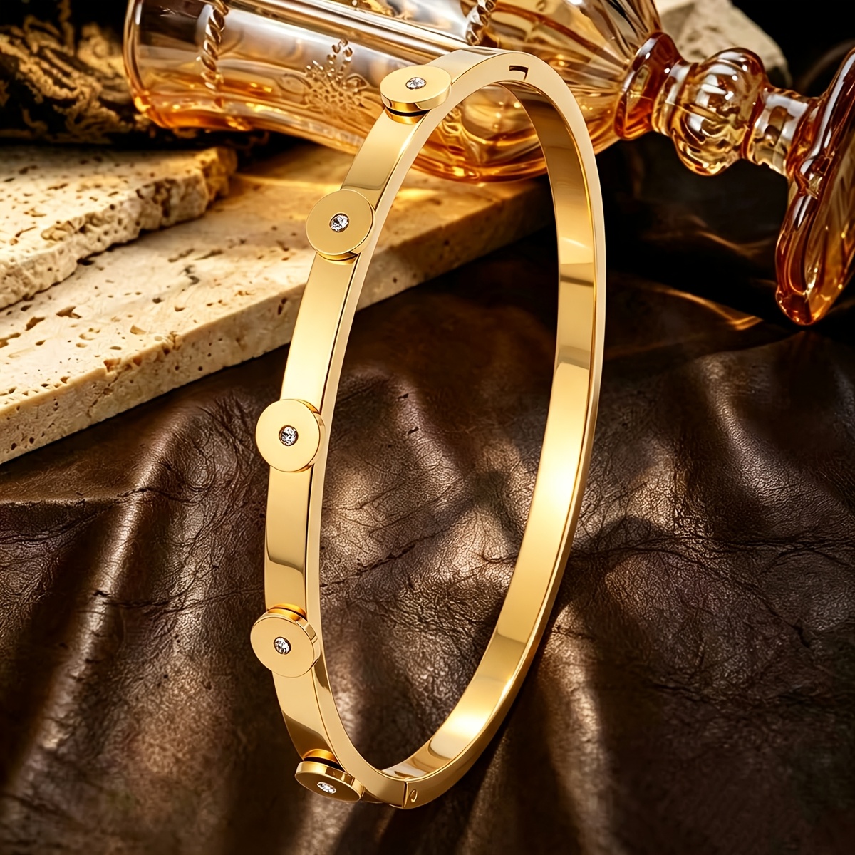 2pcs Unisex 18K Golden Plated Exquisite Bangle Set, Fresh Style