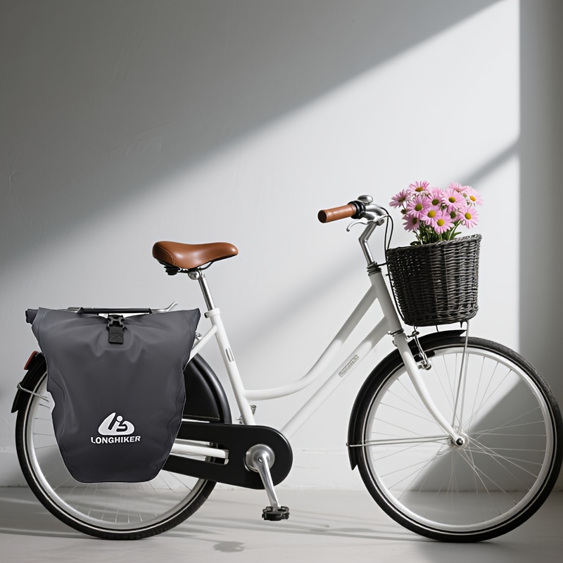 Image of Mountain Bike Backpacks With Front And Rear Hanging Compartments And Side Compartments. The Design Features Rolled-up And Closed Closure For During Long-distance Rides.