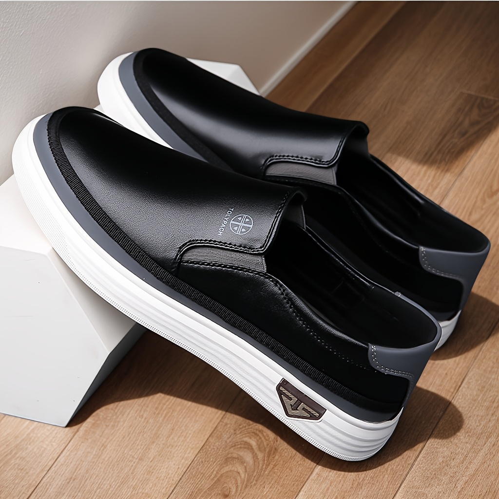 Men's Casual Slip-On Loafers - Soft Leather Upper, Comfortable & Durable, Non-Slip Rubber Sole, White with Brown Accents, Full Size Range for Casual Attire, Street Style, and Commuting, Commuting Loafers | Minimalist Loafers | Durable Construction