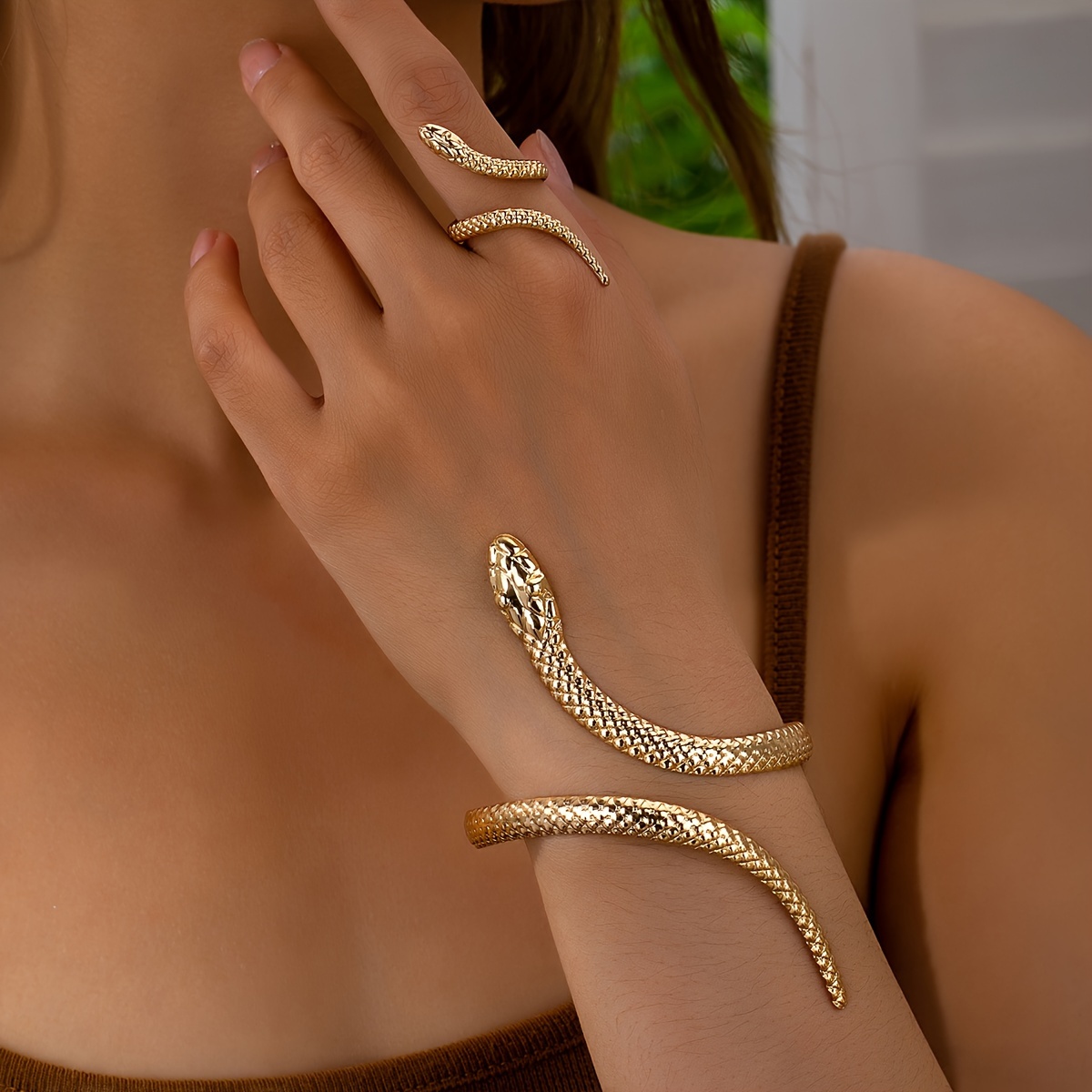 

Set Of 2 Bohemian Vintage Dark Chic Snake-shaped Ring And Bracelet Combination Set