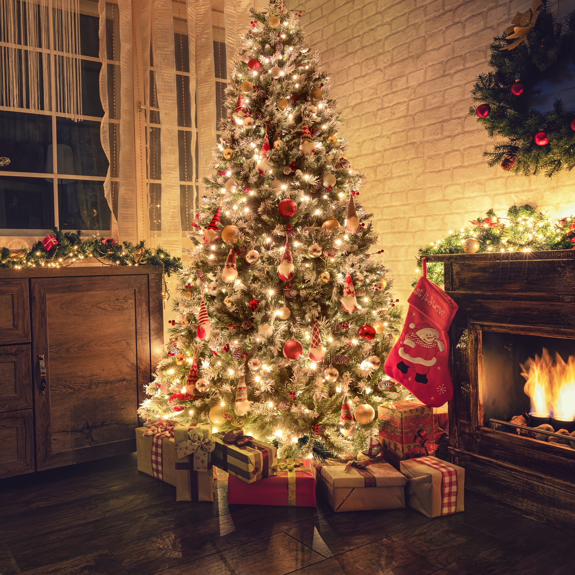 JingChun Mini Christmas Tree Small White Christmas Tree With Lights Pre Lit Tabletop Artificial Christmastree Indoor Decorations Outdoor Diy Xmas Home Party Wedding Deco