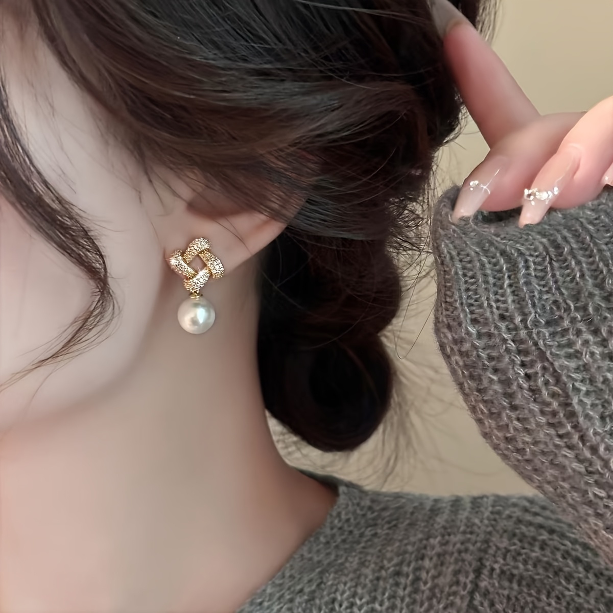 Vintage Gentle and Elegant Irregular Ear Studs for Daily Wear and Date Occasions