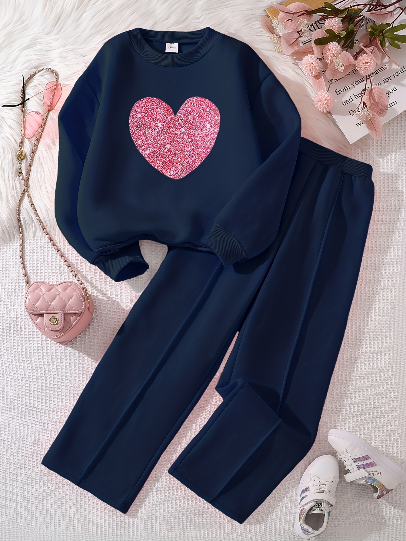2pcs Set Cute Solid Color Plush Heart Sweatshirt and Pants