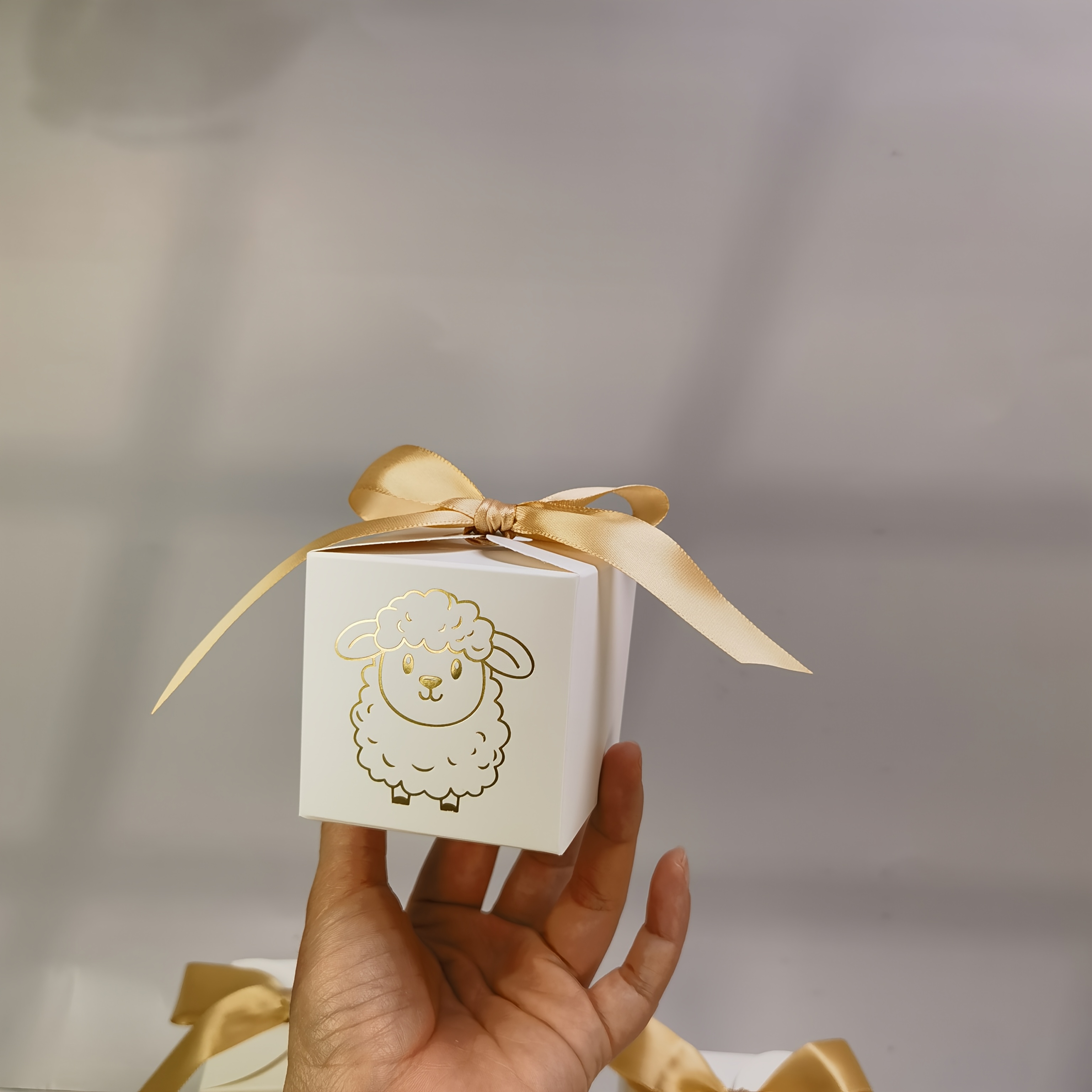 E-shop 10 Stück Golden Zwiebel Kleines Schaf Eid Fest Quadratische Süßigkeitenboxen, Hochwertige Geschenkbox mit Heißprägung, Kleinunternehmen