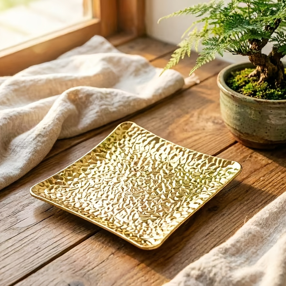 TEMU Elegant Square Coaster In Golden, Featuring A Versatile And Attractive Design. Suitable For All Types Of Teacups, It Provides Heat Insulation,