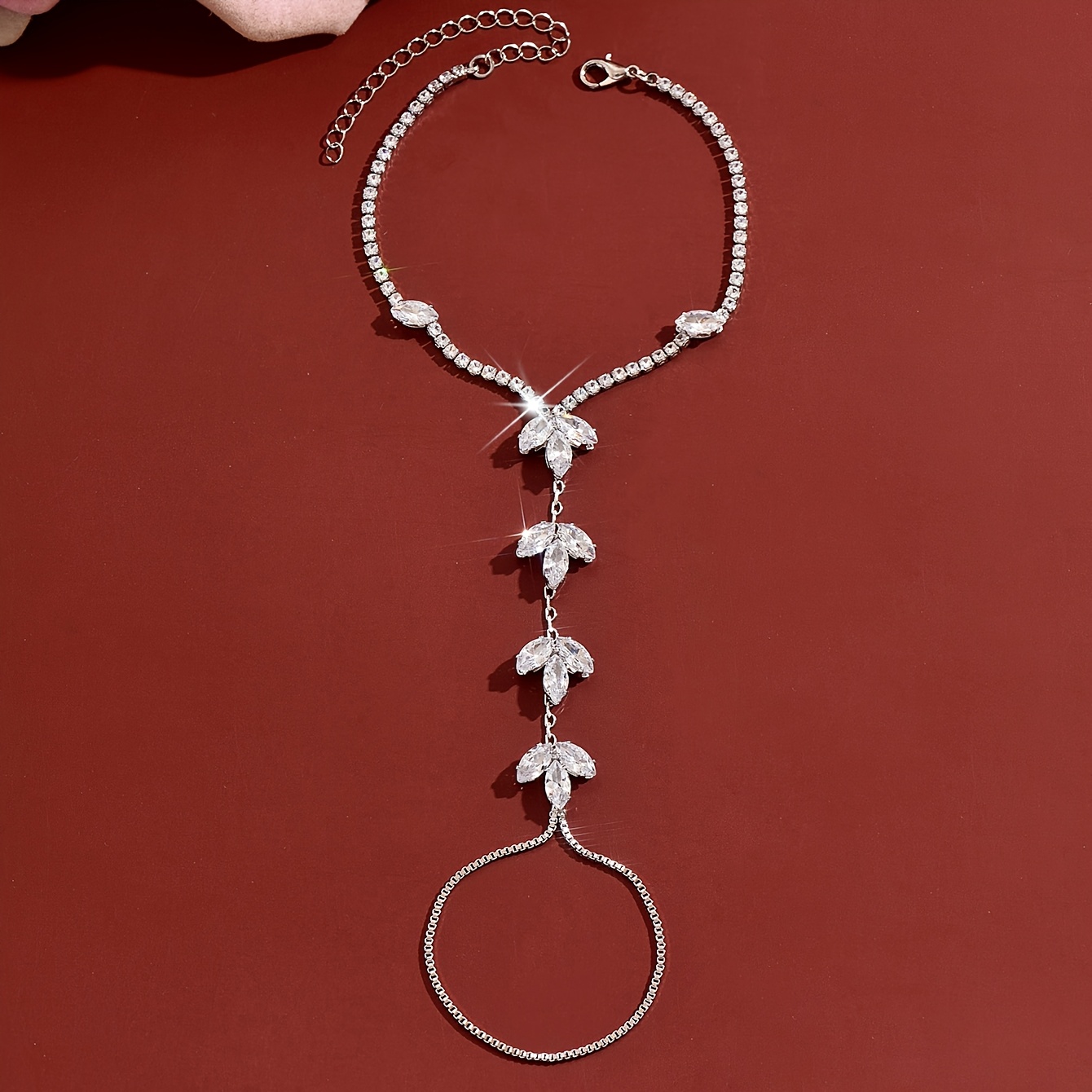 Elegant Leaf Shaped Wrist Chain for Parties and Holidays