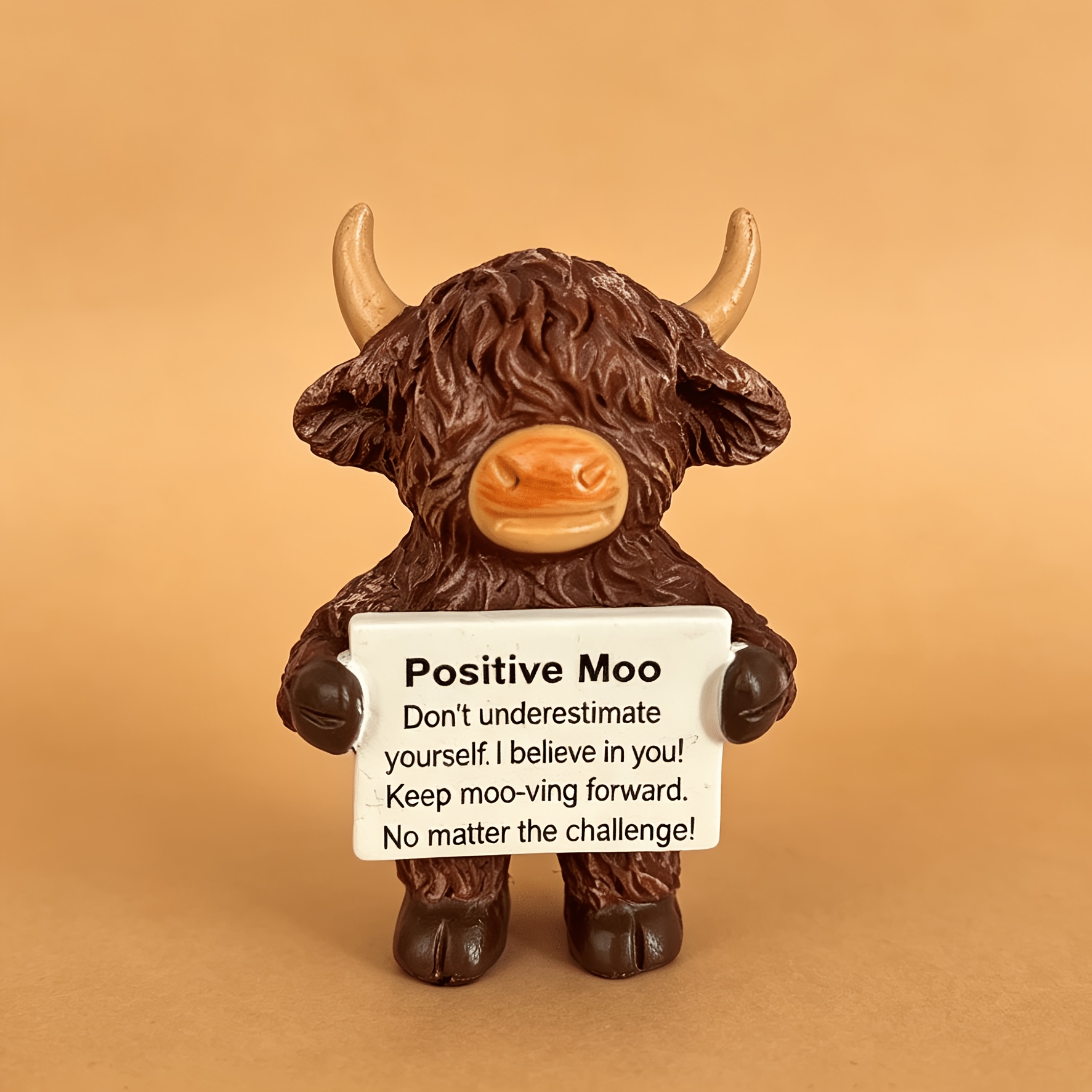 TEMU 1pc Highland Cow Resin Ornament - Cute Scottish Cow Design, Resin Desktop Decor, Suitable For Dining Table, Shelf, Or Office; Farmhouse Style