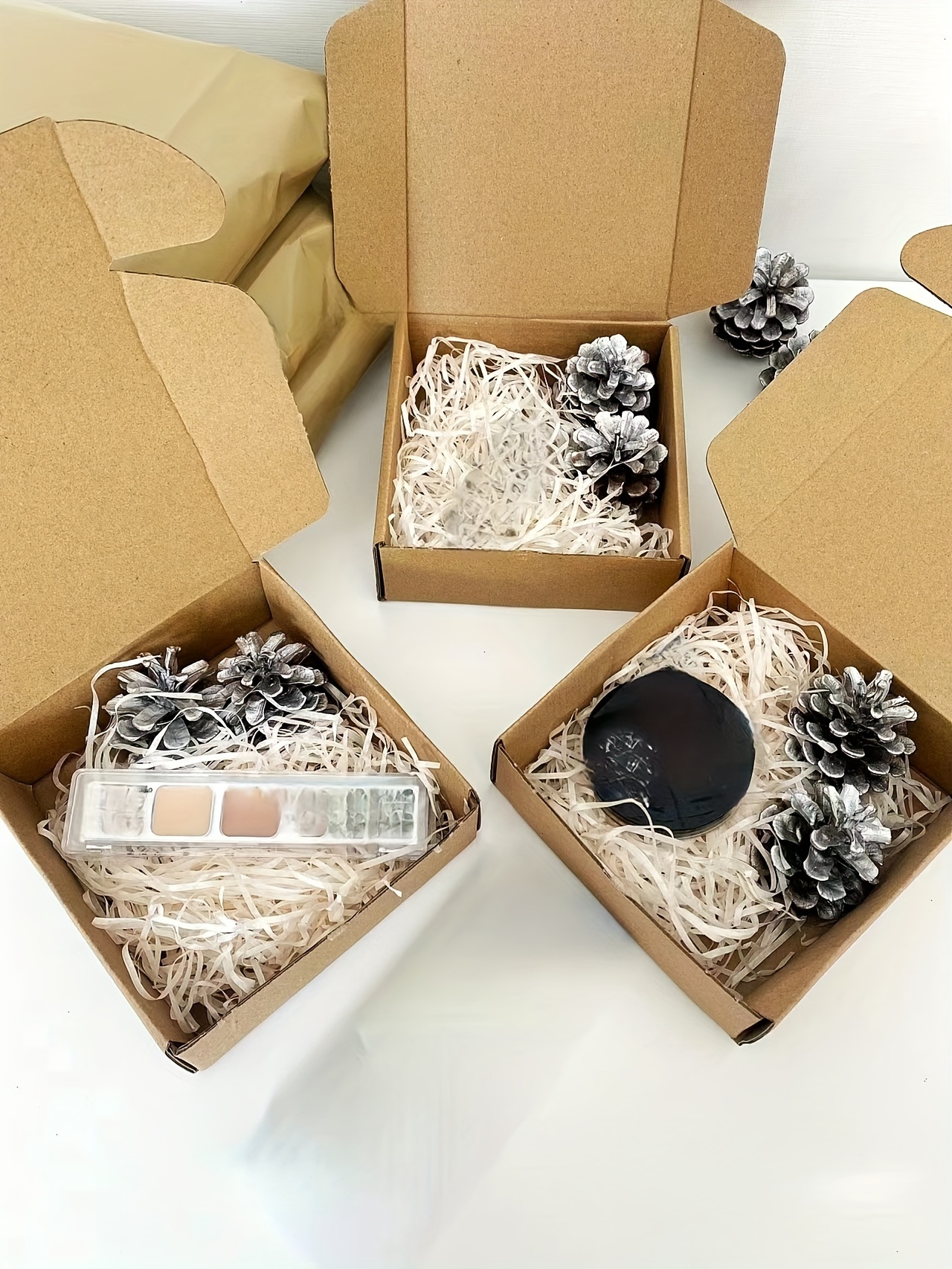 Раскройте свой творческий потенциал с помощью бумажной коробки-раскладушки с воспоминаниями