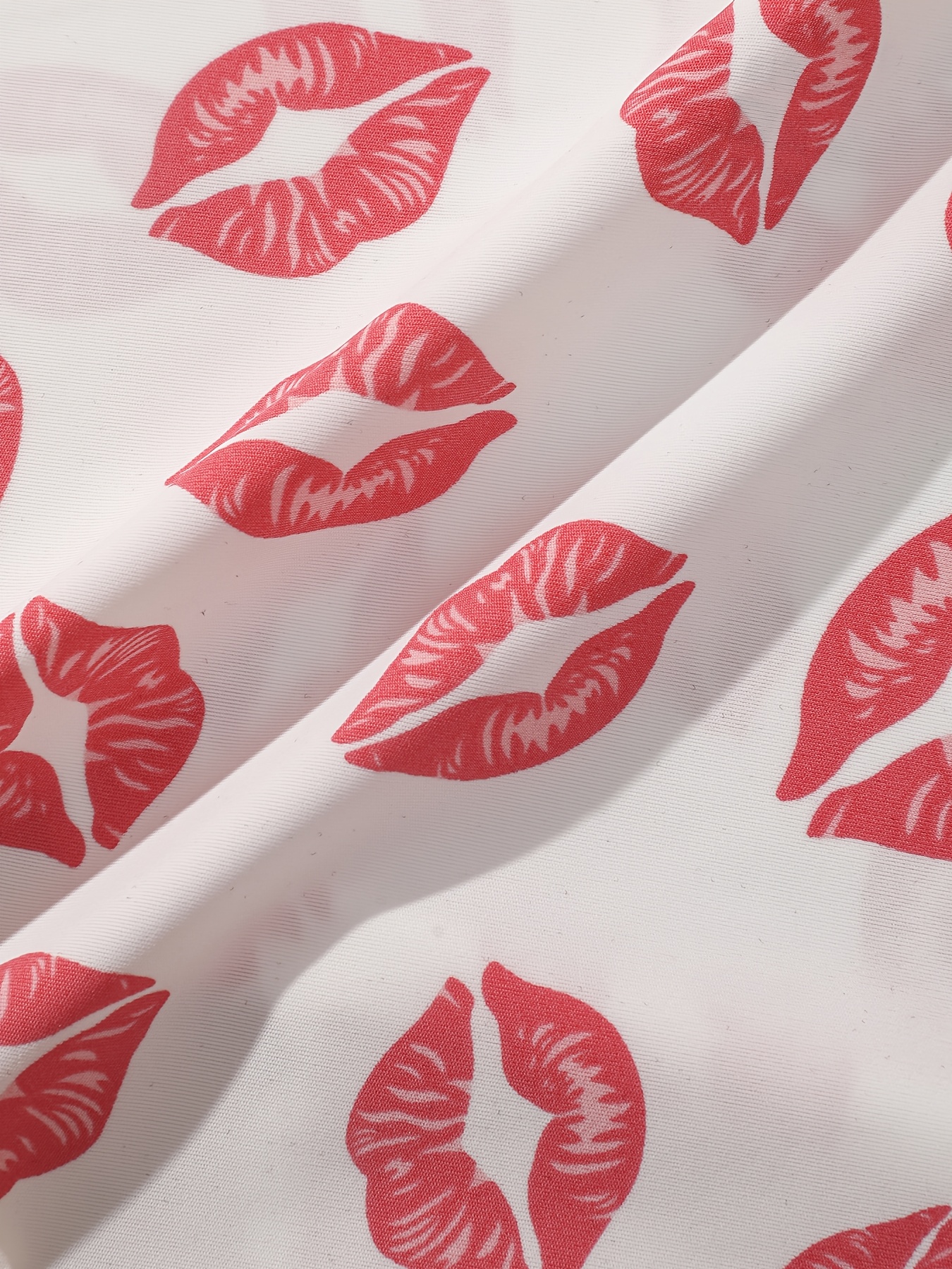 6pcs of Women'S Seamless Wave-Style Bikini Underwear - Soft And Comfortable Low-Rise Fashionable Lingerie, Available in Various Prints (Butterflies, Lips, Leopard Print, Etc.), with Fan-Shaped Edges, Smooth Fit, And Breathable Material