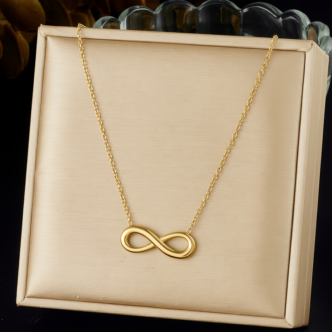 TEMU Collier en Acier Inoxydable 304 Doré, Style Élégant, et Simple, Accessoire , Bijoux pour Femmes, Cadeau de Fête