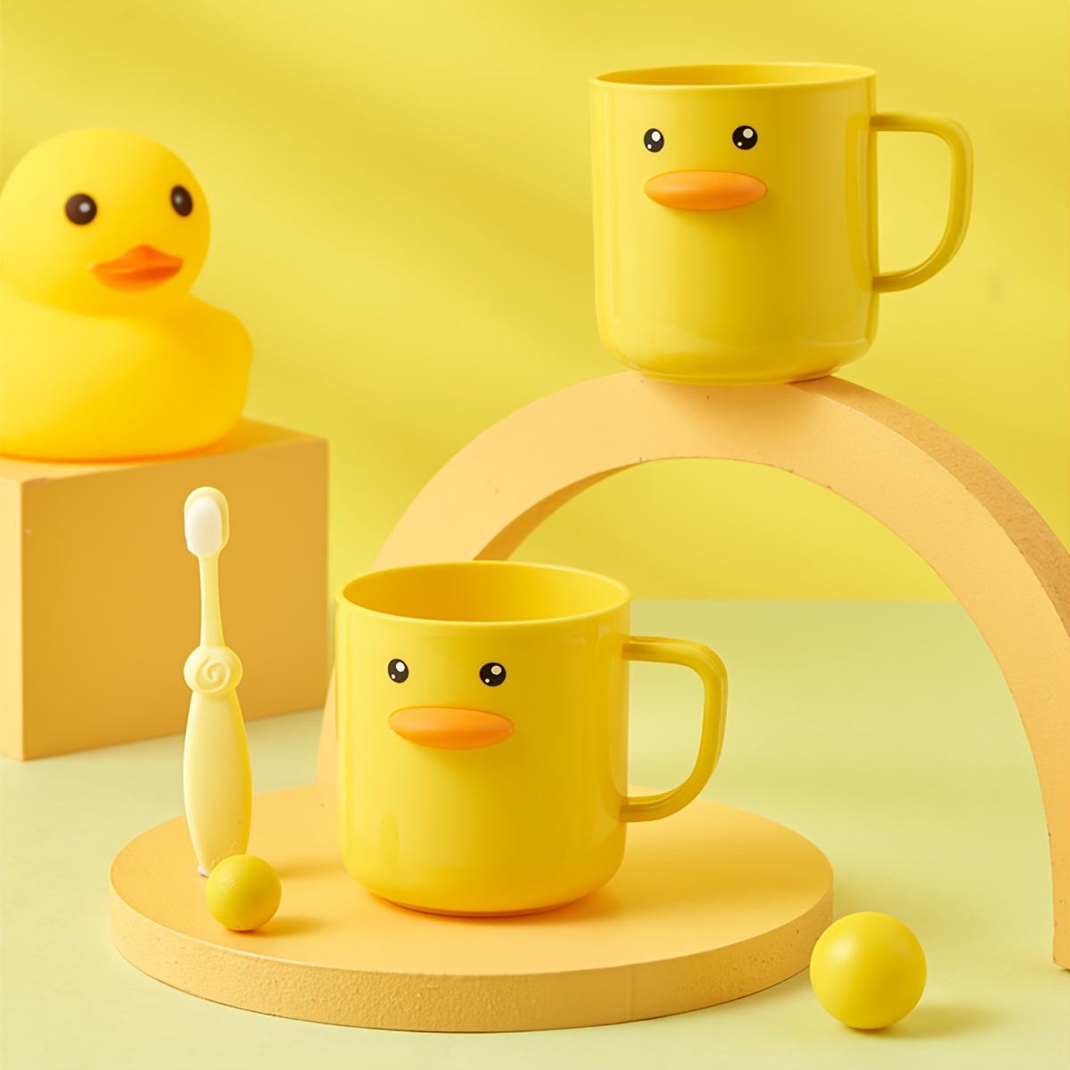 

1pc Little Yellow Duck Cup, Cute Mouthwash Cup, Cartoon Brushing Cup, Household Couple Wash Cup, Toothbrush Cup