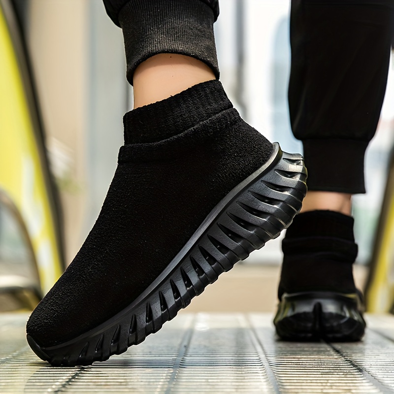 New Winter Collection of Thick-Soled Oversized Unisex Shoes, Warm Mid-Top Couple Shoes, Easy Slip-On Soft Casual Walking Shoes