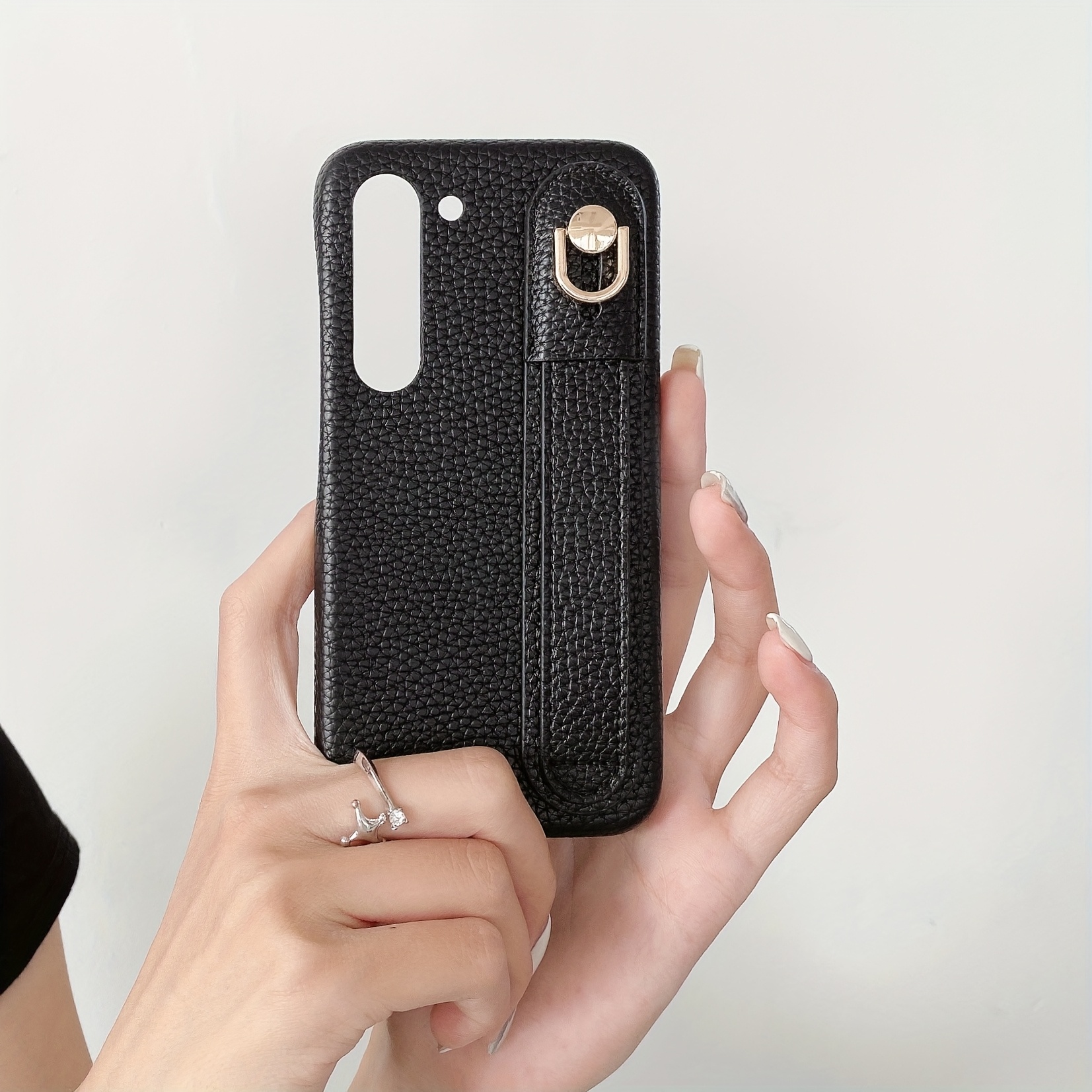 TEMU Premium Leather Case Designed For Galaxy S20 Ultra, S20 Plus, And A15, Featuring A Chic Wrist Strap And An Elegant Aesthetic Tailored For Women.