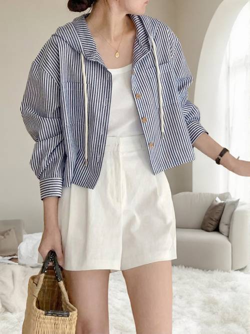 elegant and versatile single breasted short coat loose fitting vacation long sleeve hooded shirt for women