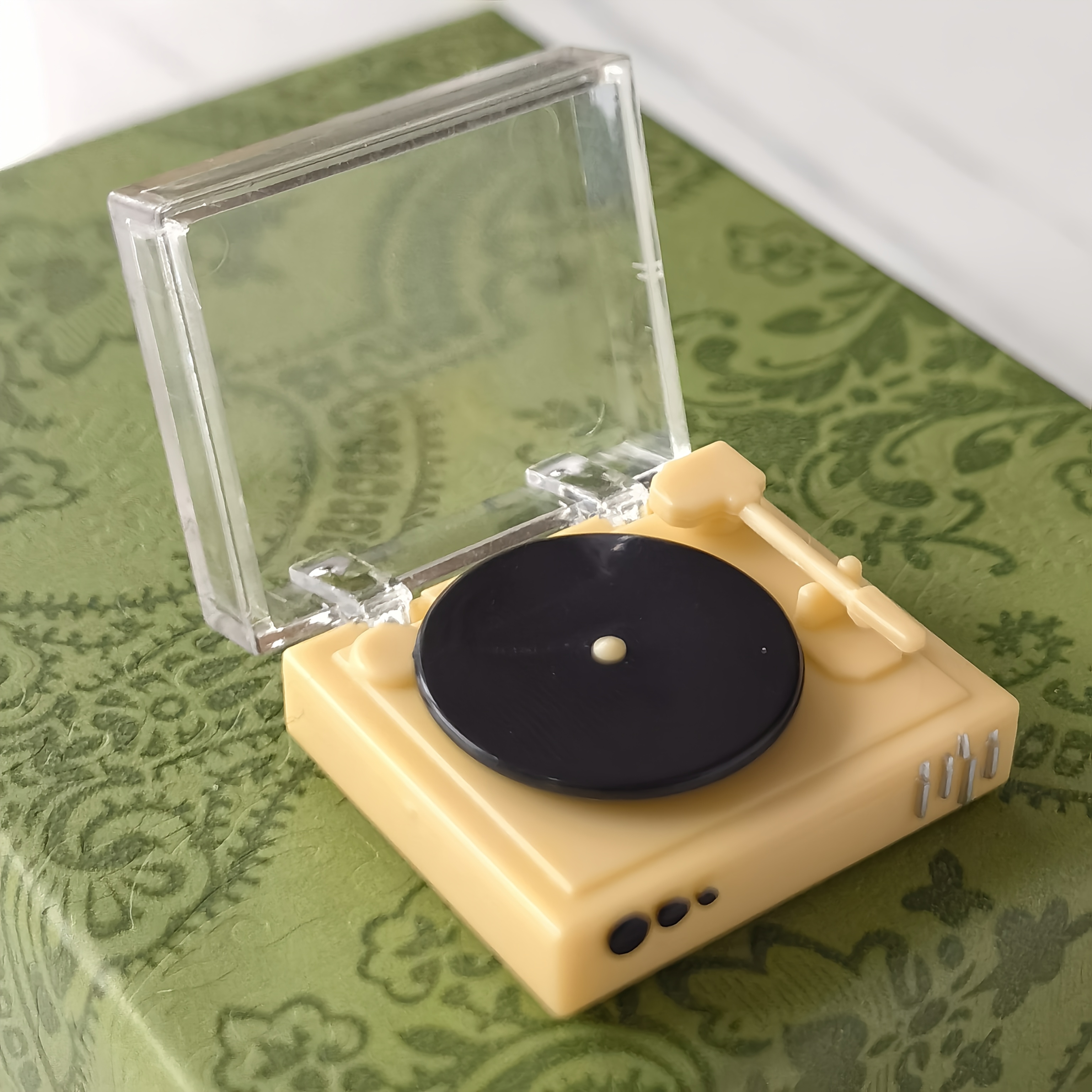 

1pc Miniature Cd Player Dollhouse Accessory, Plastic Compact Stereo Model For Bedroom And Living Room Decor, Dollhouse Mini Scene