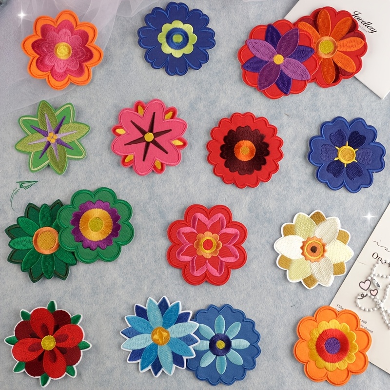 E-shop 16 Stück Bunte Blumen-Stickerei-Patches, Bügel-/Näh-Aufnäher für Kleidung, Rucksack, Hut und Bettwäsche-Dekoration