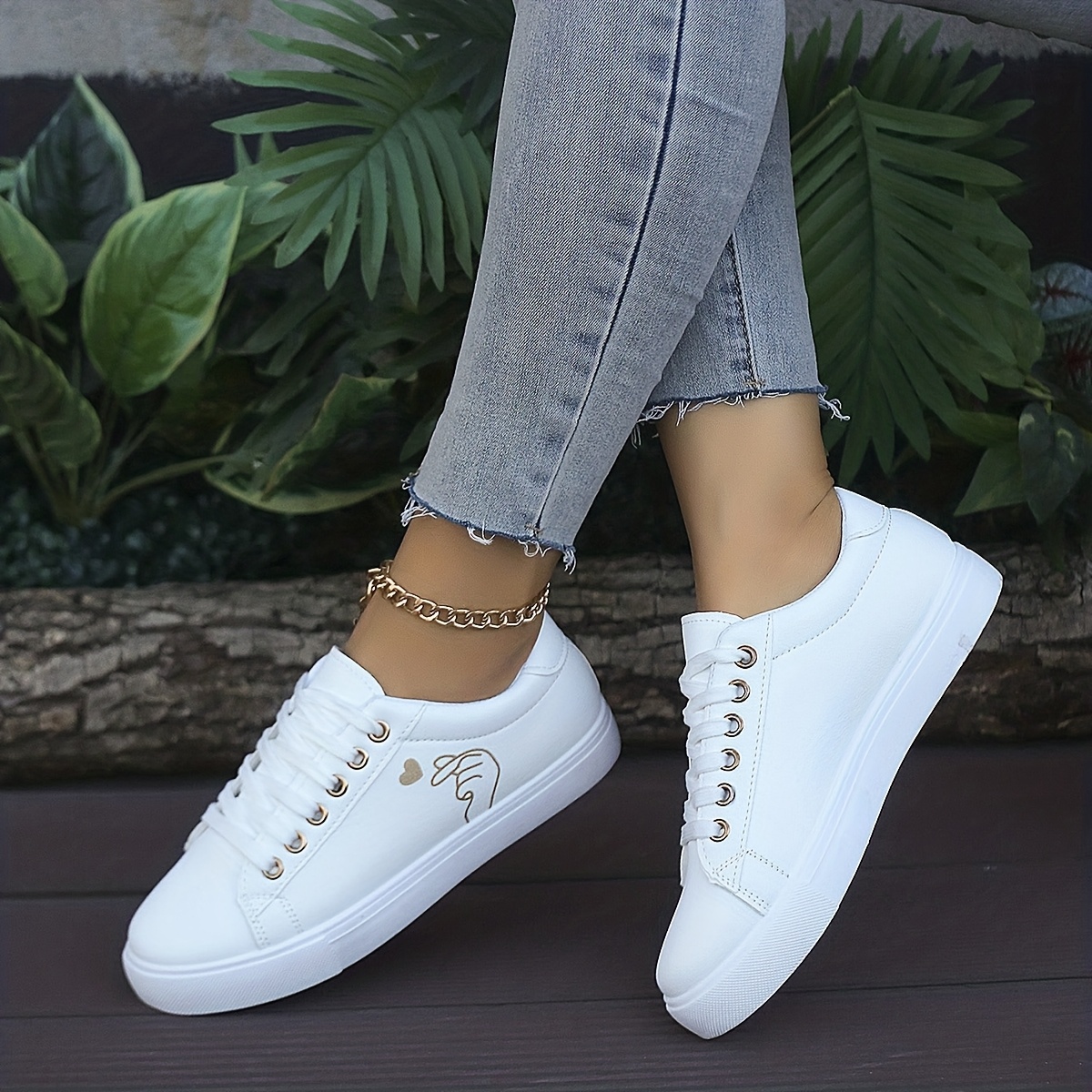 white shoes for women - Bahrain
