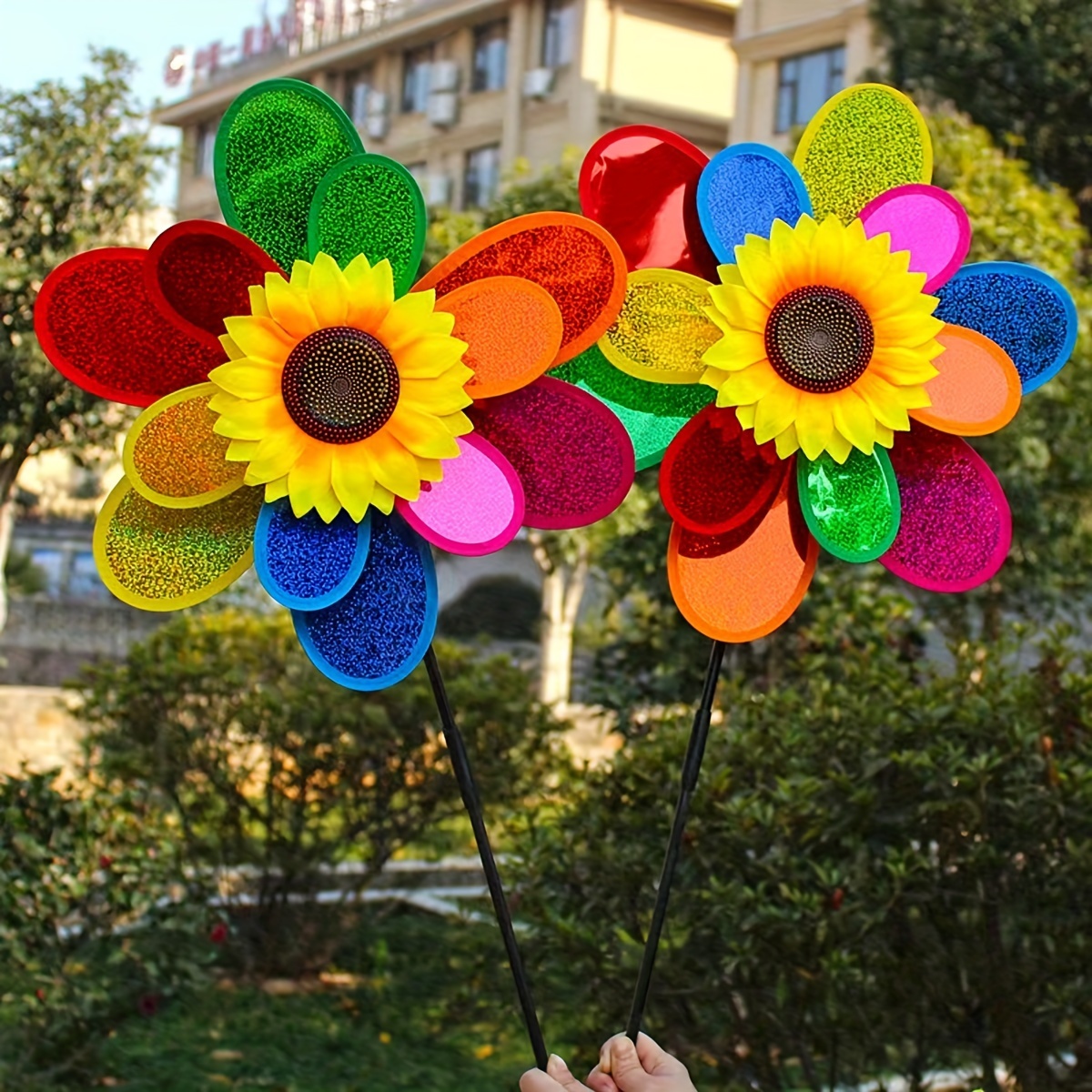 

Double-layered, Sparkling Sunflower - Outdoor Handheld Toys For Gardens And Courtyards - Spring And Celebrations - Made With Pet Material