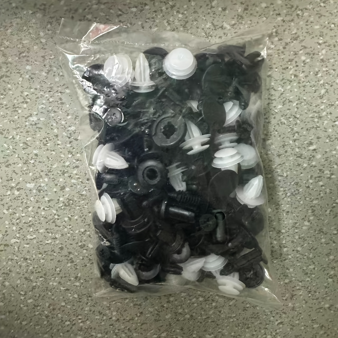 TEMU Jeu de 110 pinces de fixation automobile, convient pour les clips de fixation par rivet de porte de voiture et d'aile, outils de fixation,