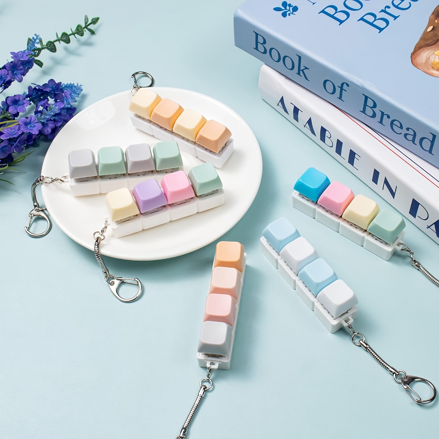 2 sets of finger button stress relieving toys mechanical keyboard keycaps office stress relieving relaxation hanging rope random colors