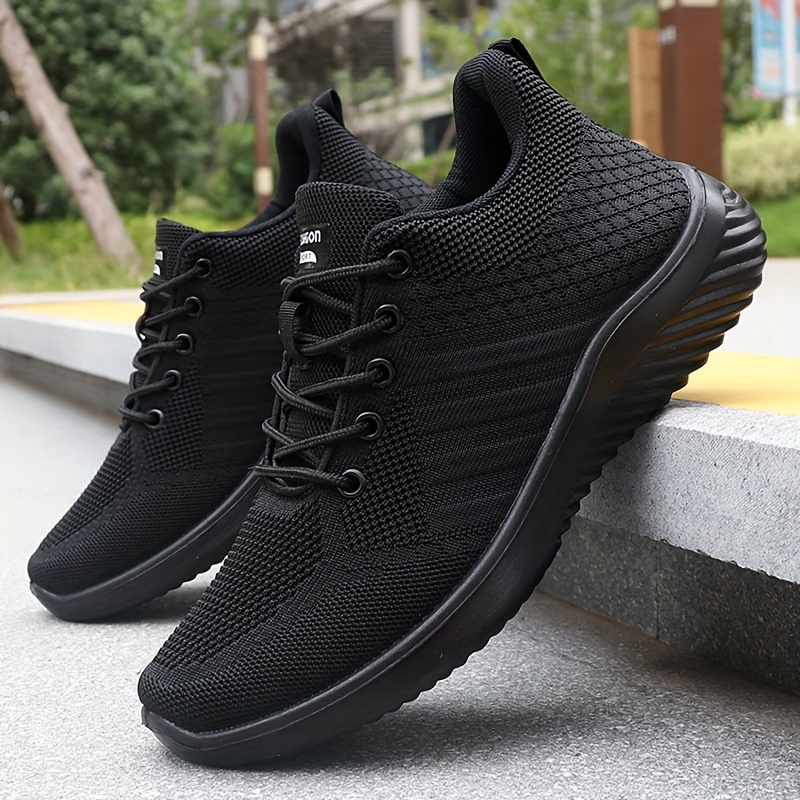 Breathable Men's Lightweight Anti-Slip Running Shoes