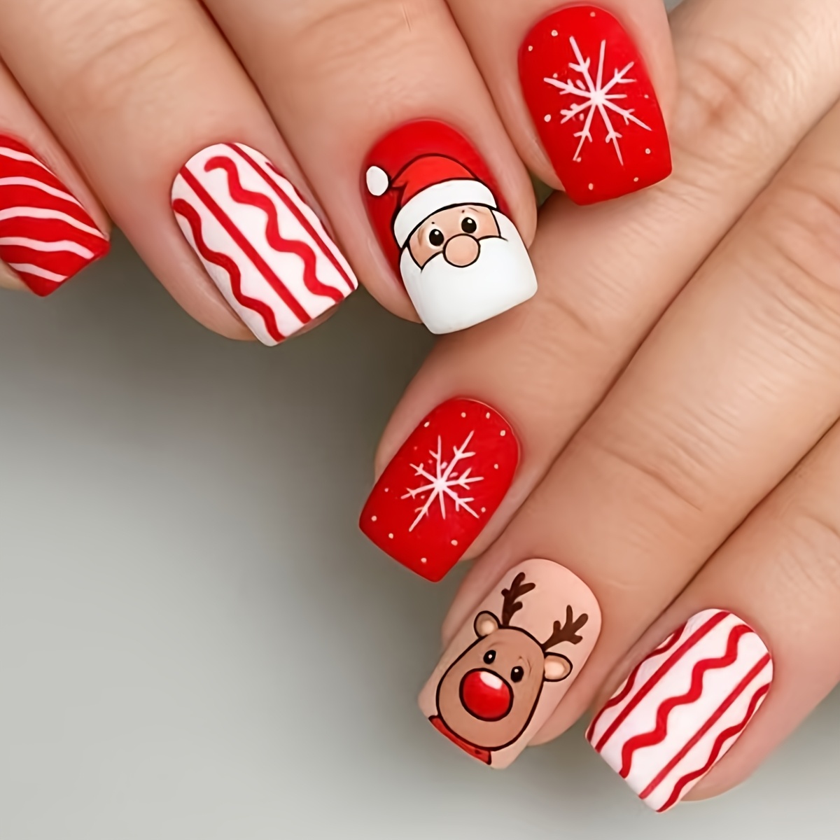 TEMU Christmas Short 24pcs Santa Claus Pattern Fake Nails, Reindeer Gradient Color Block Nail Art Stickers, Easy To Apply, Removable, Reusable,
