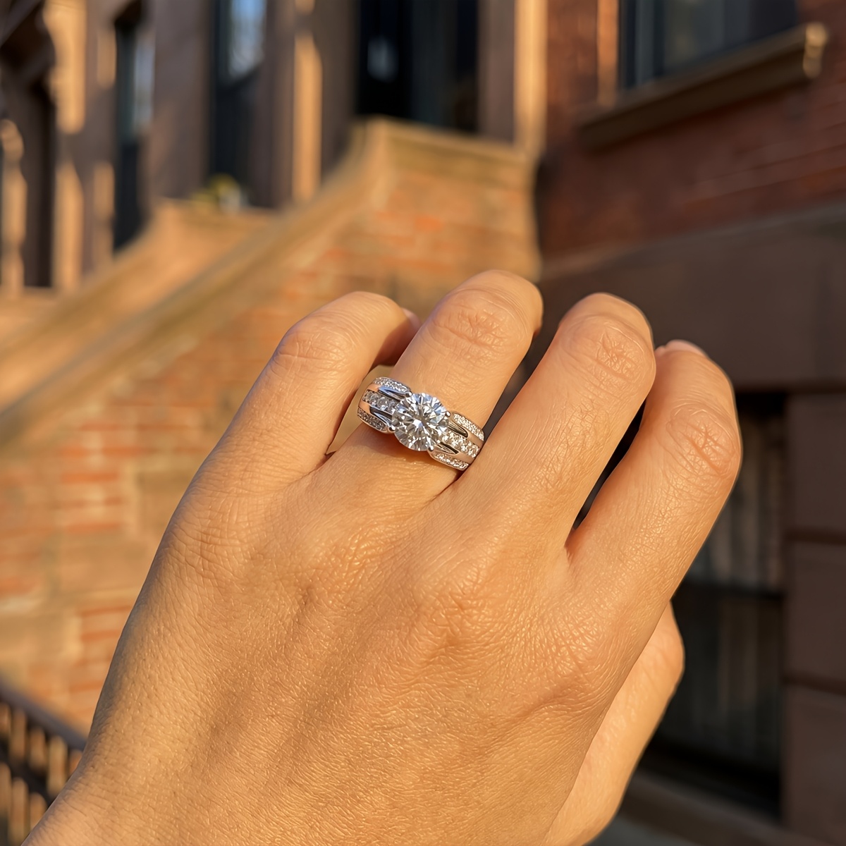 Women's Luxury-Inspired Four-Prong Evening Ring, Chic Accessory