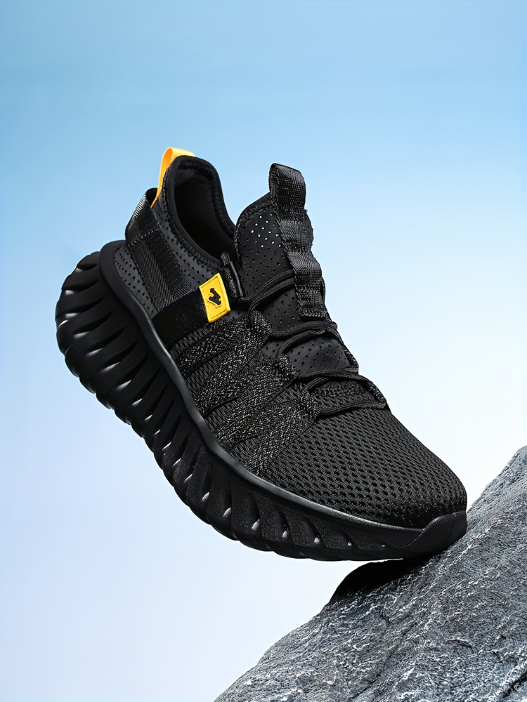 Men's Lightweight Sneakers with Non-Slip Rubber Sole, Low-Top Dad Shoes for All-Day Comfort, Suitable for Fitness, Running, and Walking. Features Lace-Up Design, Durable Nylon Upper, Versatile for Casual and Formal Wear, Trendy and Stable Fit