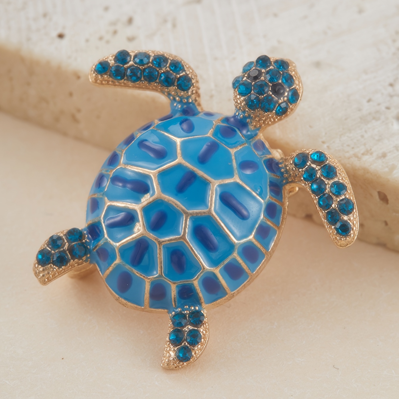 TEMU 1pc Exquisite Design Turtle Design Ladies' Fashion Brooch, Exquisite Fashion Jewelry A Gift For Banquets And Parties, Ladies' Fashion Brooch