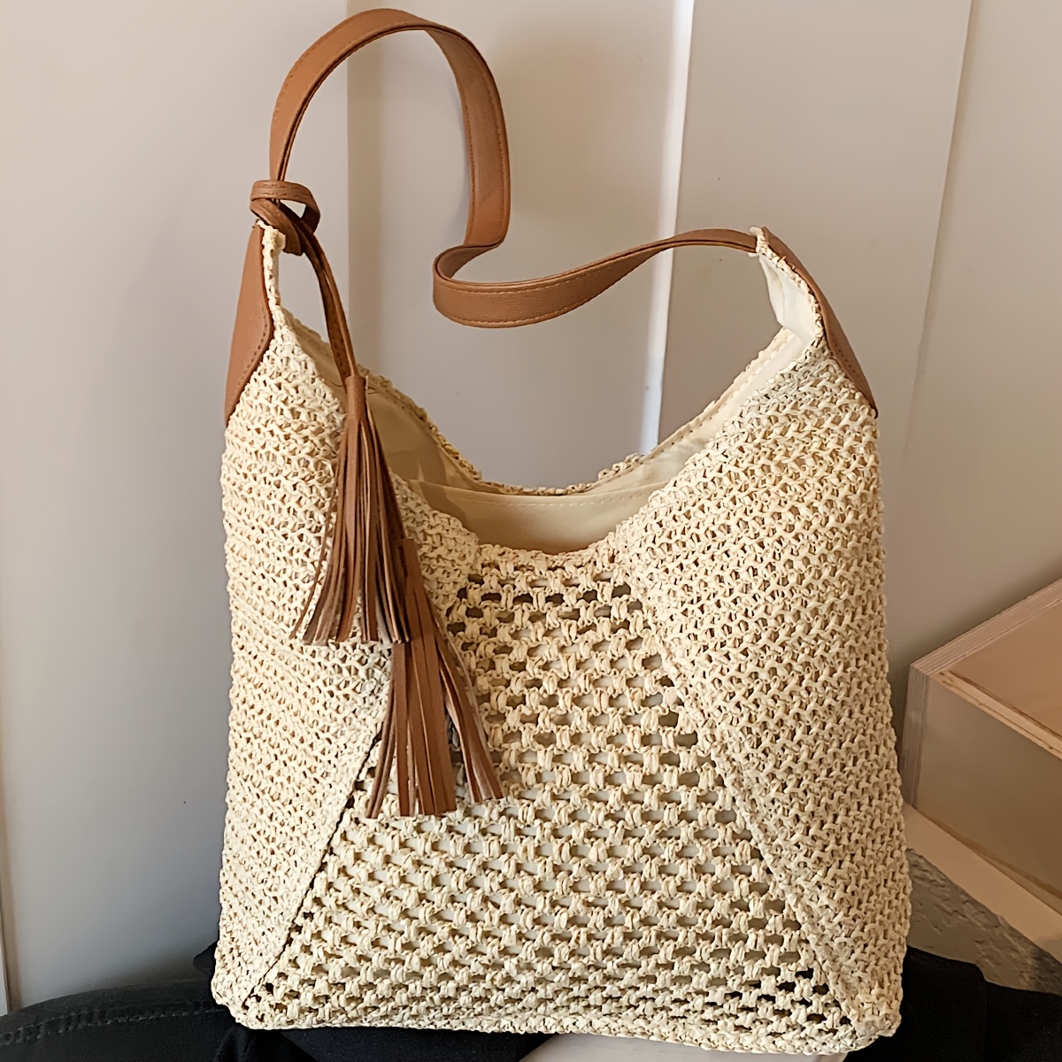 TEMU New Solid Color Fashionable Straw Woven Tassel Trim Design Women' Shoulder Bag, Versatile Large Capacity Simple Casual Style Women's Tote Bag,