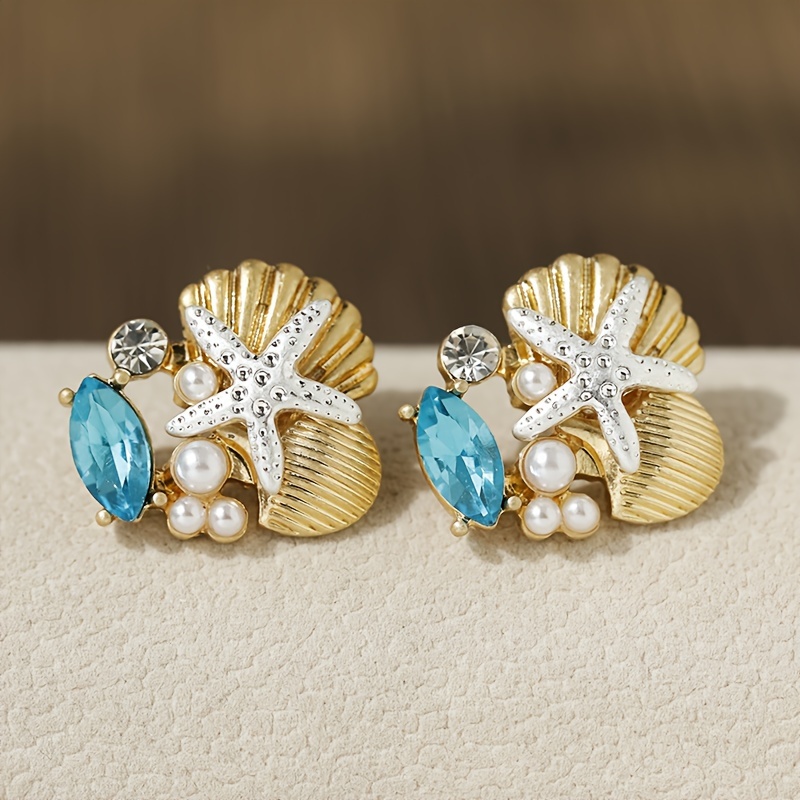 Fashionable Earrings Designed With Glass Gems And Starfish , Featuring A Unique Shell-like Shape And , Perfect For Wear