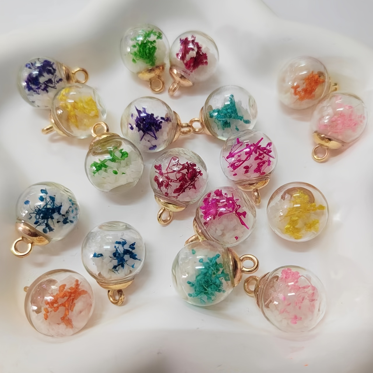 

90pcs Colorful 16mm Glass Ball Glow-in-the-dark Dried Flower Pendant Handmade Diy Bracelet Necklace Earrings Jewelry Accessories