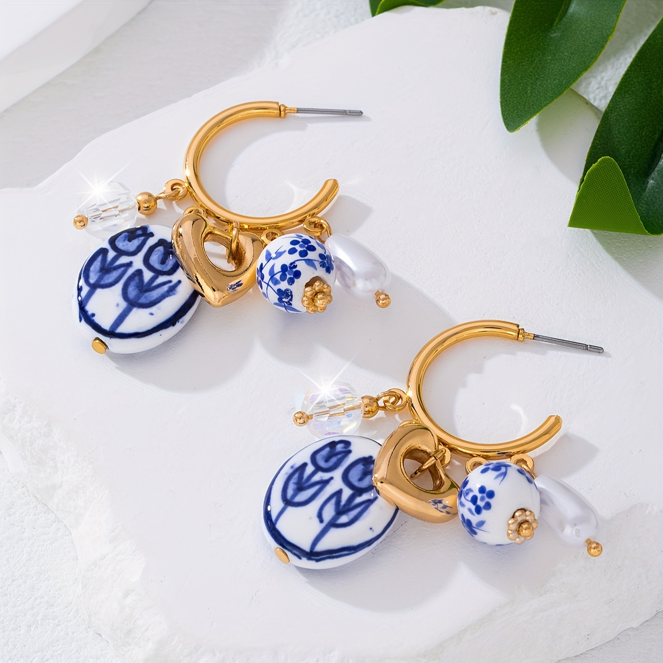 E-shop 2 Stück Modische Vintage Elegante Keramik-Tulpen-Ohrringe für Damen, Ideal für den , Partys als Geschenk. Handbemalte Keramik-Tulpen, Jede