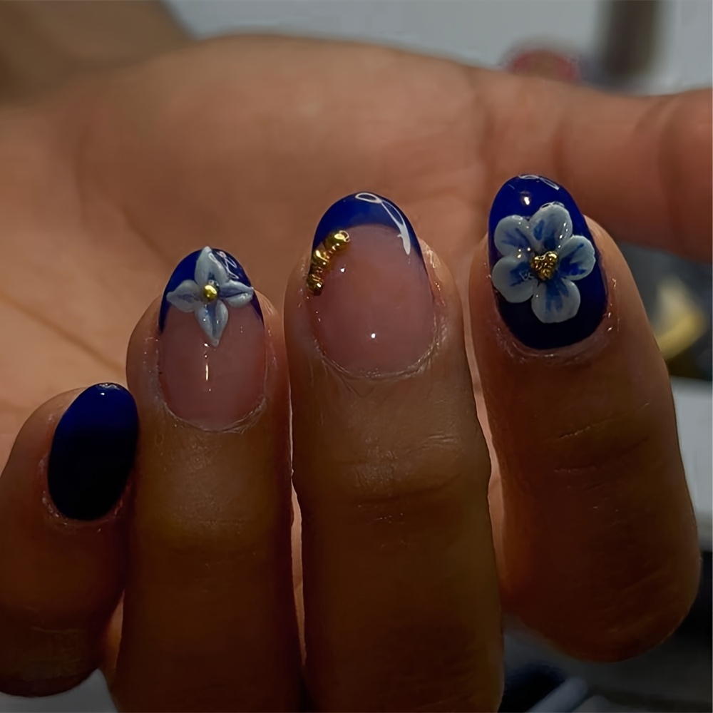 Image of 24pcs Short Oval 3d Jelly Nail Stickers, Shell Pearl Decorated French Style Nail Art, Press-on Nails Suitable For Short Nails, Daily Work And Holiday Party Use