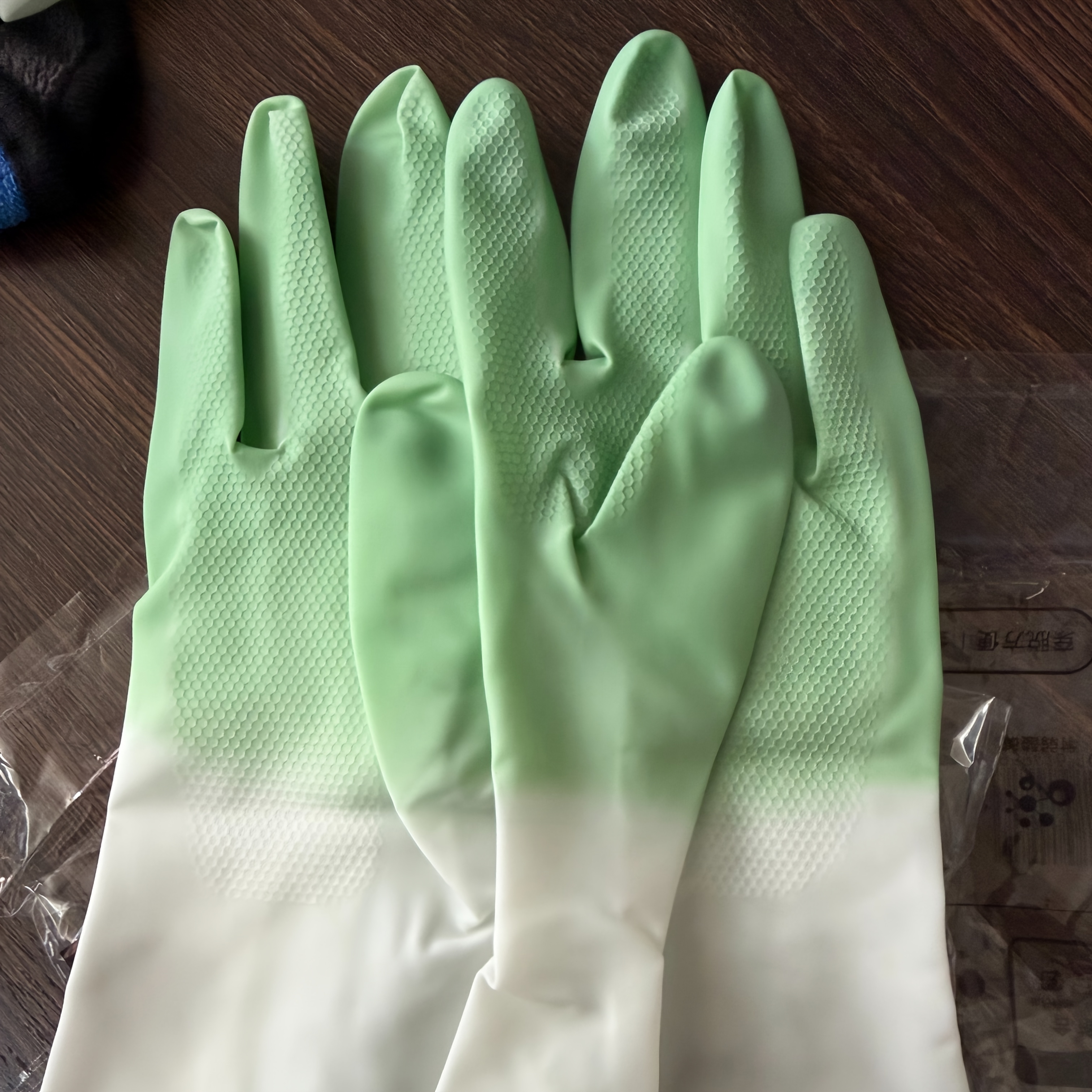 TEMU 8pcs/4-pair M-size Dishwashing Gloves - Reusable, Suitable For Kitchen, Bathroom, And Household Cleaning, Green And Scheme, Slippery Tasks