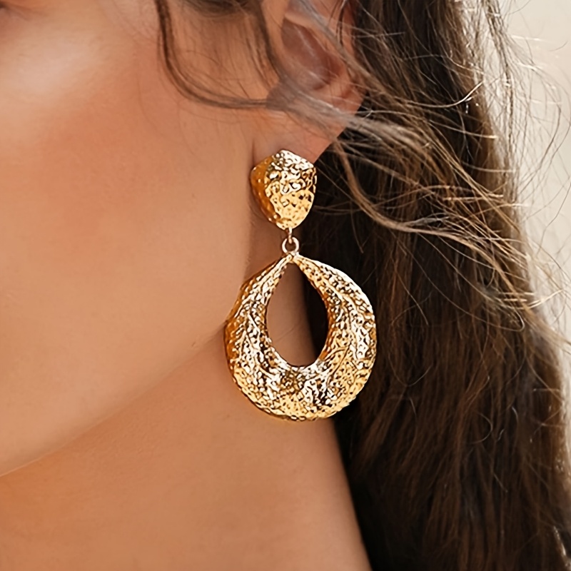Women's Exaggerated Western Style Irregular Large Circle Earrings