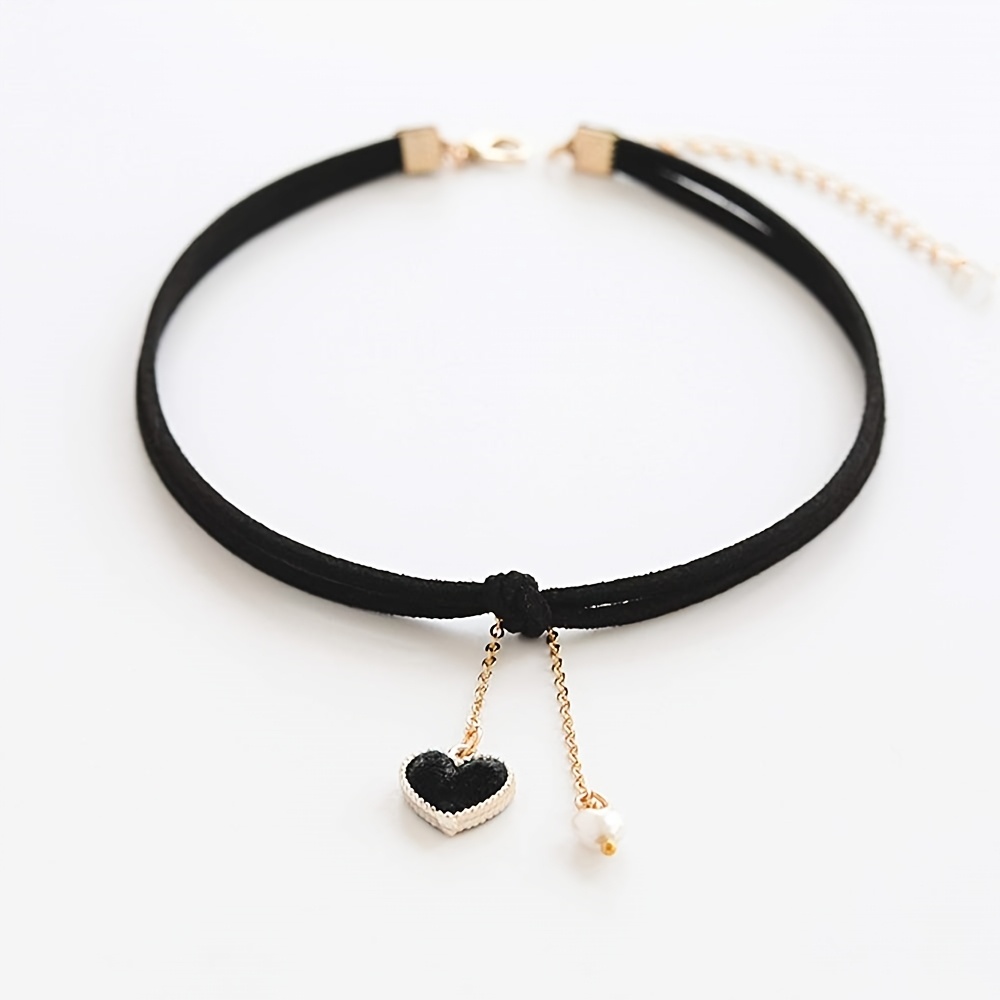 Image of Heart-shaped Decorative Necklace, Double-layer Knot Collarbone Chain, Vintage Classic Collar Necklace Accessory, Suitable For Parties And Banquets