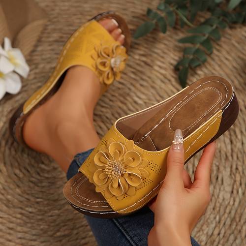 2024 new womens soft slip on sandals open toe low heel platform vintage footwear party casual wear casual footwear floral sandals polyurethane upper sandals for women