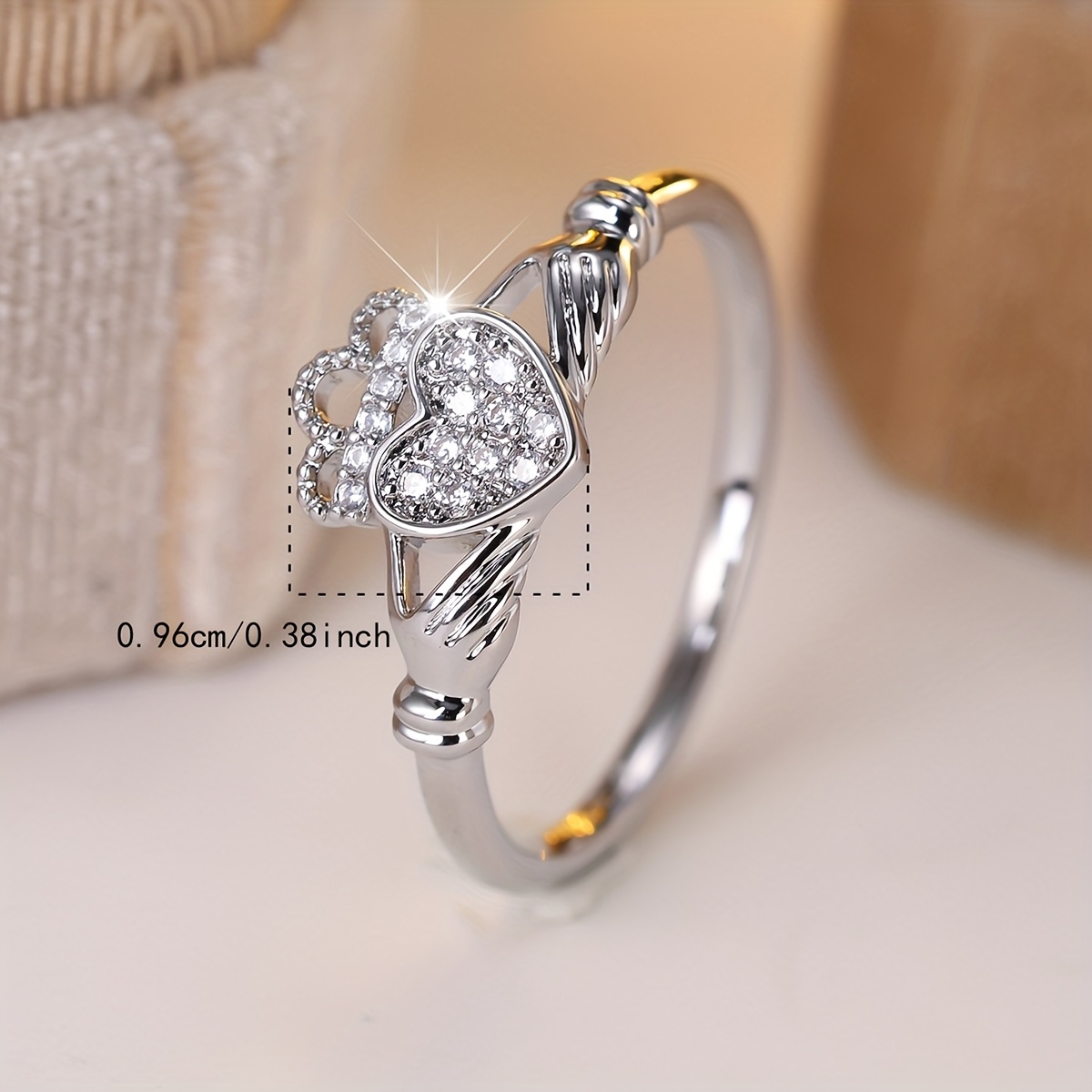 Luxurious Women's Heart-Shaped Crown Ring with Cubic Zirconia