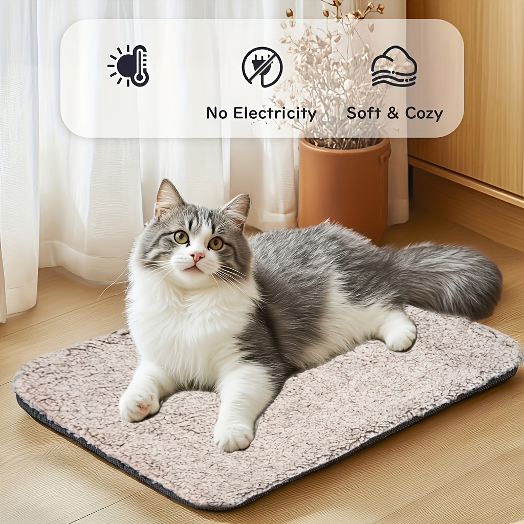 

New Plush Ice Cream Fabric, Warm Pet Pads For Cats And Dogs, Upgraded Version, Warming Mat For Pets, Suitable For Indoor And Outdoor Use, Non-slip Warm Blanket For Cats And Dogs.