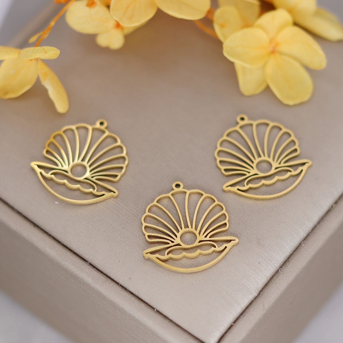 Image of 3pcs Hollow Seashell Shell Charms Pendant Stainless Steel Charms Fit Jewelry Making Necklaces Earrings Accessories