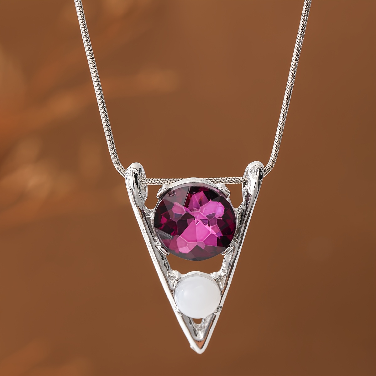 TEMU Collier pour vintage à chaîne triangulaire ajourée avec synthétique violette, convient pour les de luxe léger, les rassemblements et un usage