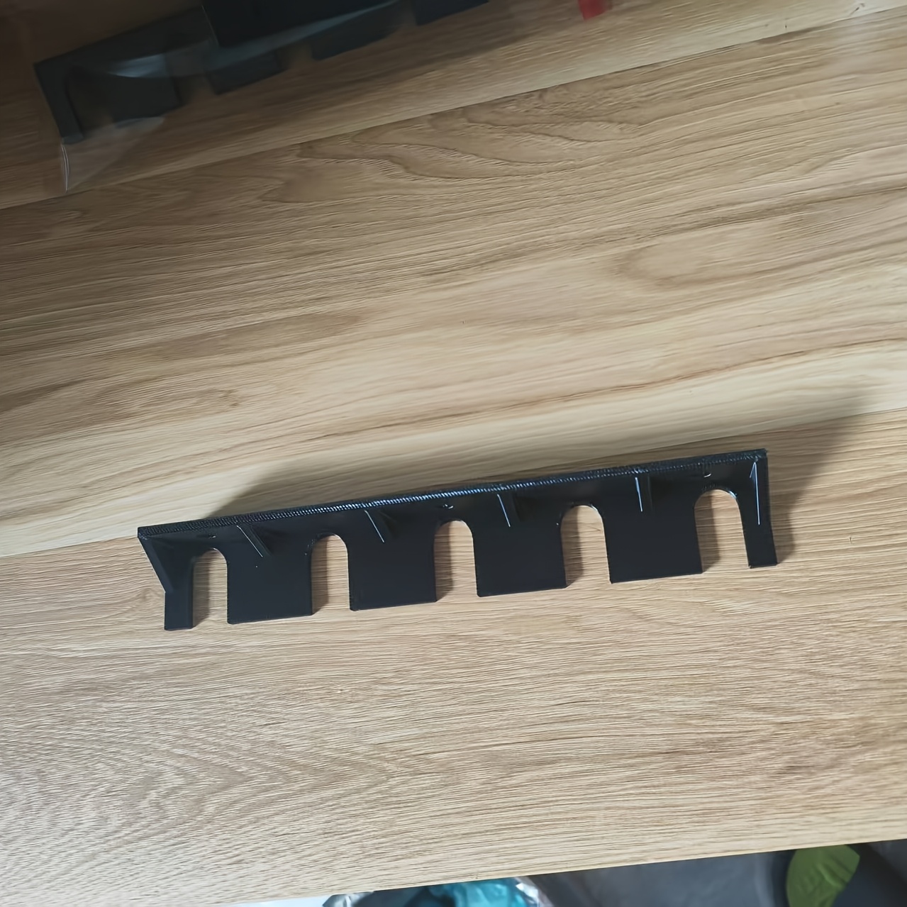 TEMU Estante de almacenamiento de 1 pieza para herramienta de riego de 5 orificios, soporte duradero para pistola rociadora, compatible con pistolas