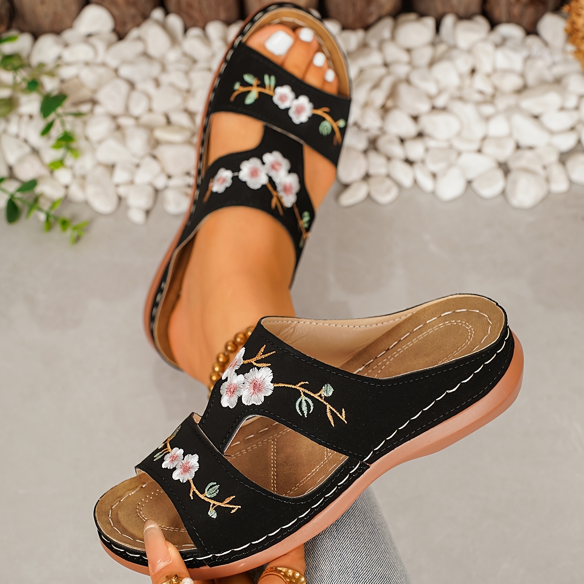 Image of Women's Summer Casual Slides, Embroidered Flowers, Thick Sole Women's Shoes, Lightweight Women's Shoes, Indoor Women's Shoes, Outdoor Vacation , , , Fashionable Sandals, Women Shoes