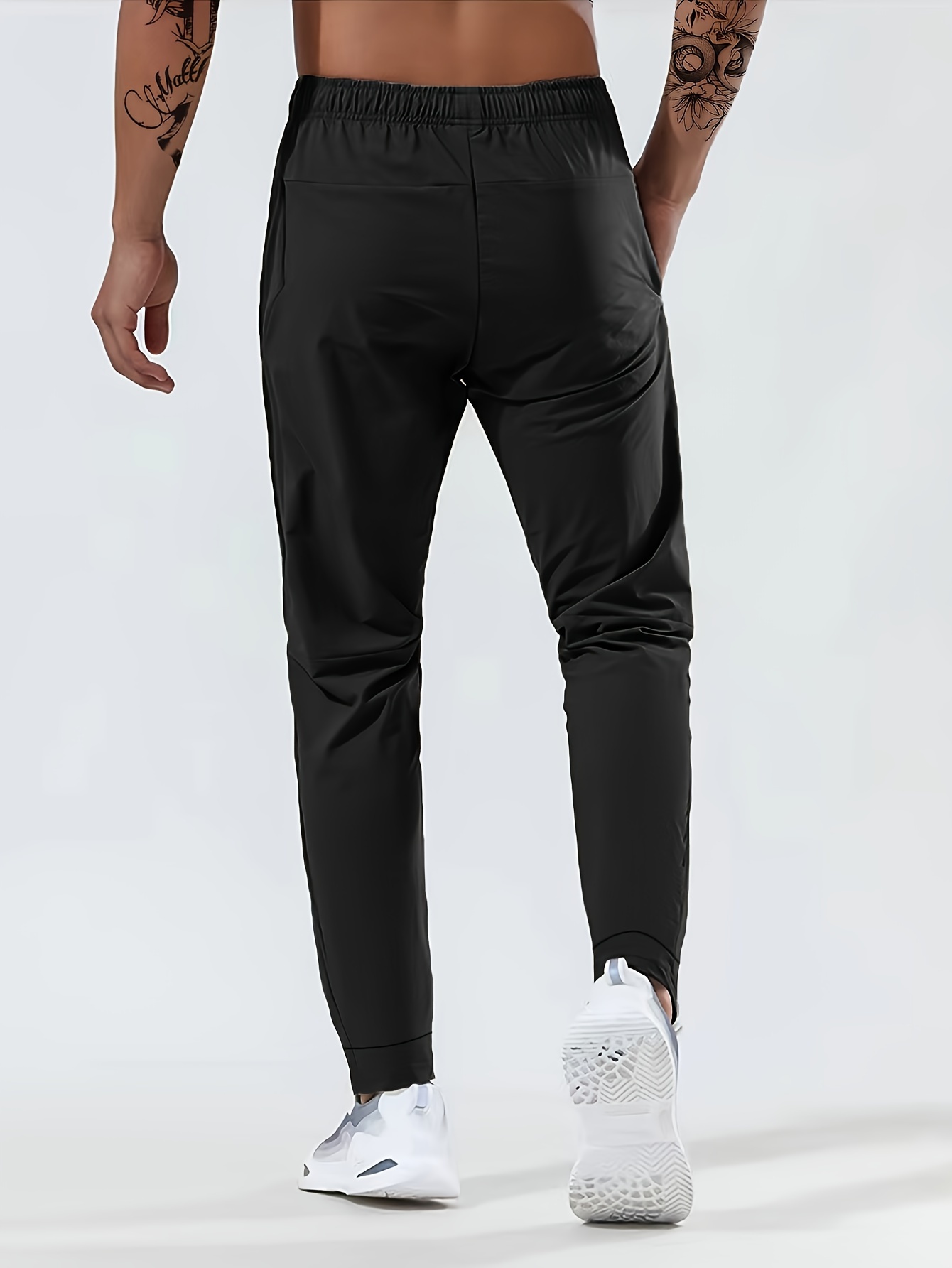 Umbro Mens Black / White - Adult Total Training Tapered Pant