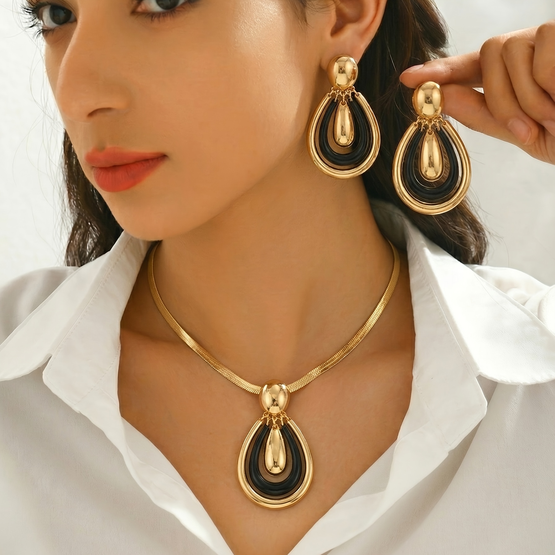TEMU Set pezzi di gioielli da donna, stile con catena a piatta, design geometrico a , collana con ciondolo a blocchi di e oro con orecchini a , stile