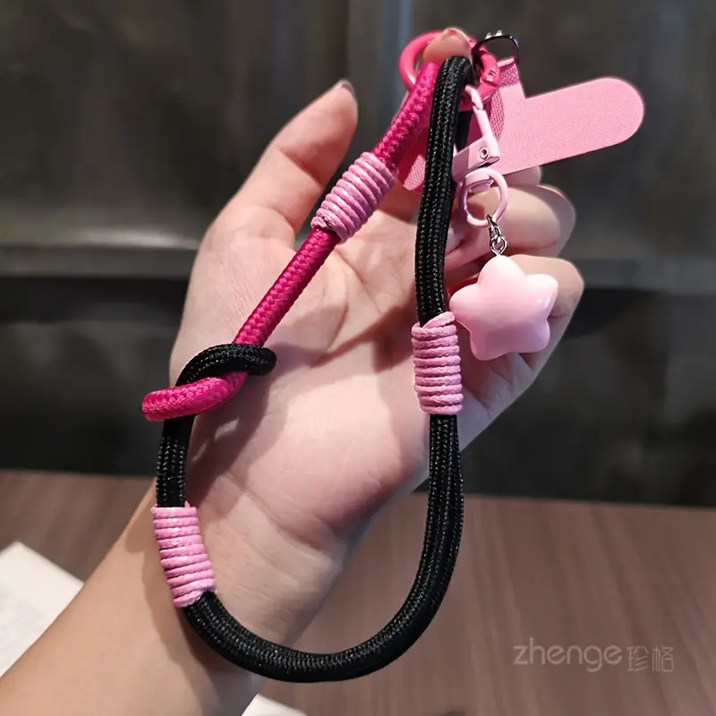 Foto de Strap/correa de mano adaptable a cualquier celular.